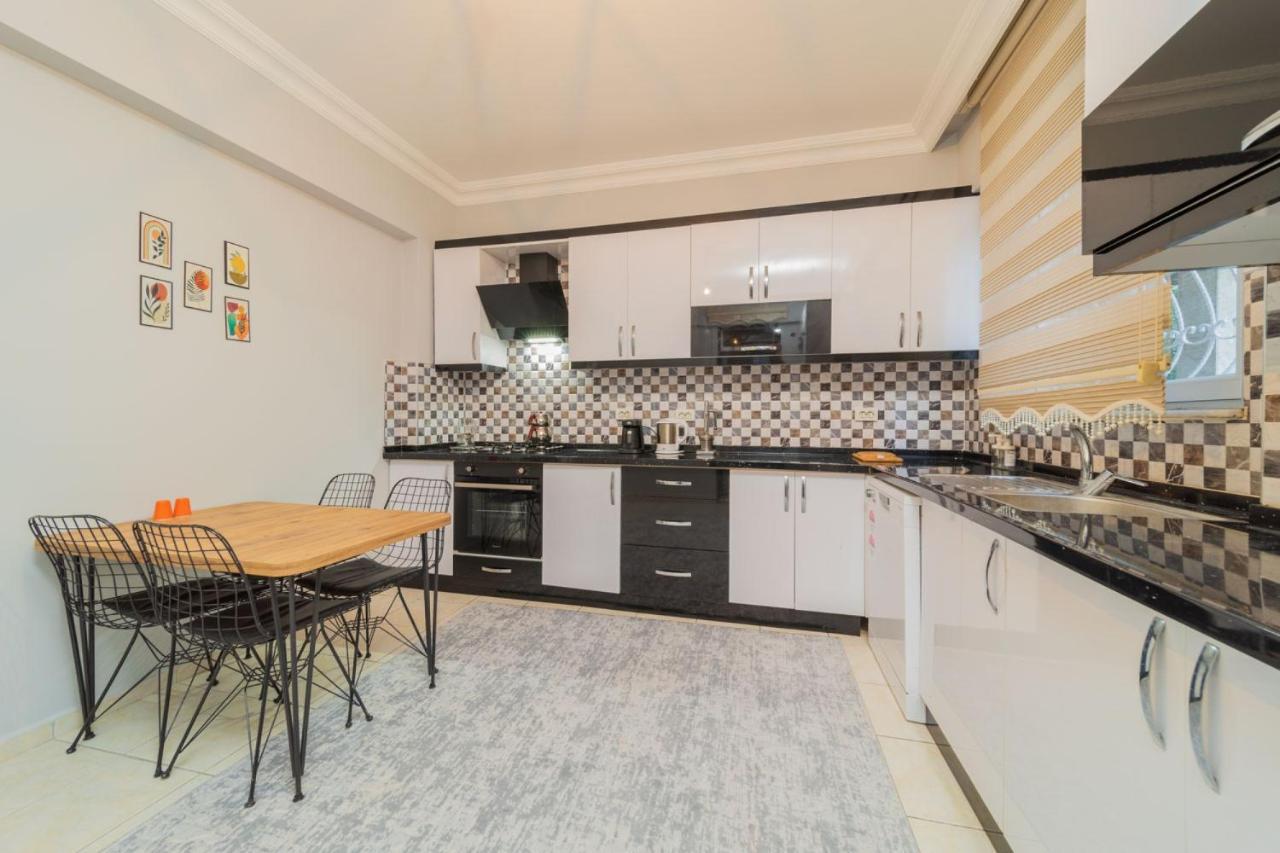 Vibrant Flat With Lovely Balcony In Muratpasa Αττάλεια Εξωτερικό φωτογραφία